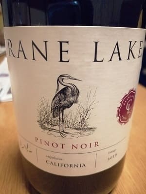 ピノ・ノワール82％、他黒ブドウ品種18％原料のアメリカ産辛口赤ワイン「クレイン・レイク ピノ・ノワール(Crane Lake Pinot Noir)」from ワインコレクション記録WebサービスWineFile