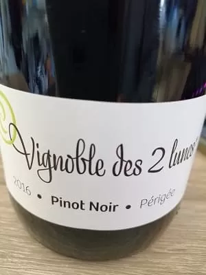 ピノ・ノワール100%原料のフランス産辛口赤ワイン「ヴィニョーブル・デ・2・ルナ ピノ・ノワール ペリジェ (Vignoble Les 2 Lunes Pinot Noir Perigee)」from ワインコレクション記録WebサービスWineFile