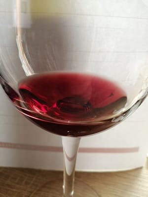 ピノ・ノワール100%原料のチリ産辛口赤ワイン「ラス・セニサス レゼルヴァ ピノ・ノワール(Las Cenizas Reserva Pinot Noir)」from ワインコレクション記録WebサービスWineFile