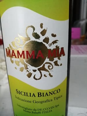 シャルドネ85%/インツォリオ15%原料のイタリア産辛口白ワイン「マンマ・ミーア シチリア・ビアンコ(Mamma Mia Sicilia Bianco)」from ワインコレクション記録WebサービスWineFile