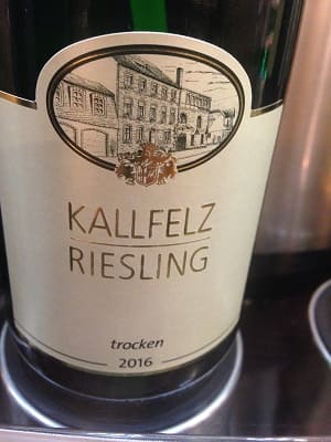 リースリング100%原料のドイツ産辛口白ワイン「カルフェルツ リースリング･トロッケンKallfelz Riesling Trocken」from ワインコレクション記録WebサービスWineFile