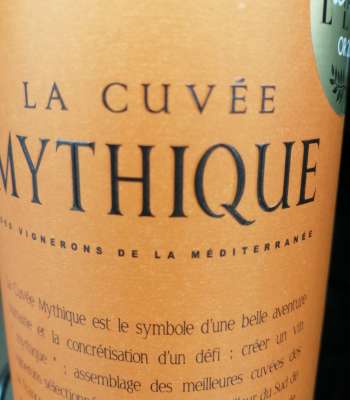 シラー/グルナッシュ原料のフランス産辛口赤ワイン「ラ・キュヴェ・ミティーク ルージュ(La Cuvee Mythique Rouge)」from ワインコレクション記録WebサービスWineFile